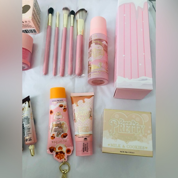 PLOUISE LUXURY 16 PIECE PINK BUNDLE 🌸🌸🌸🌸 - Picture 11 of 13